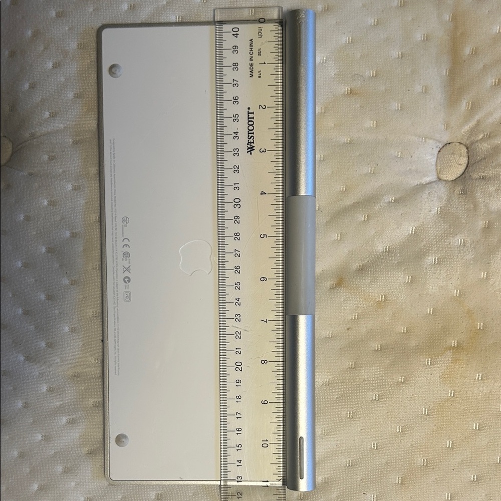 Wireless Silver Keyboard - Picture 2 of 2